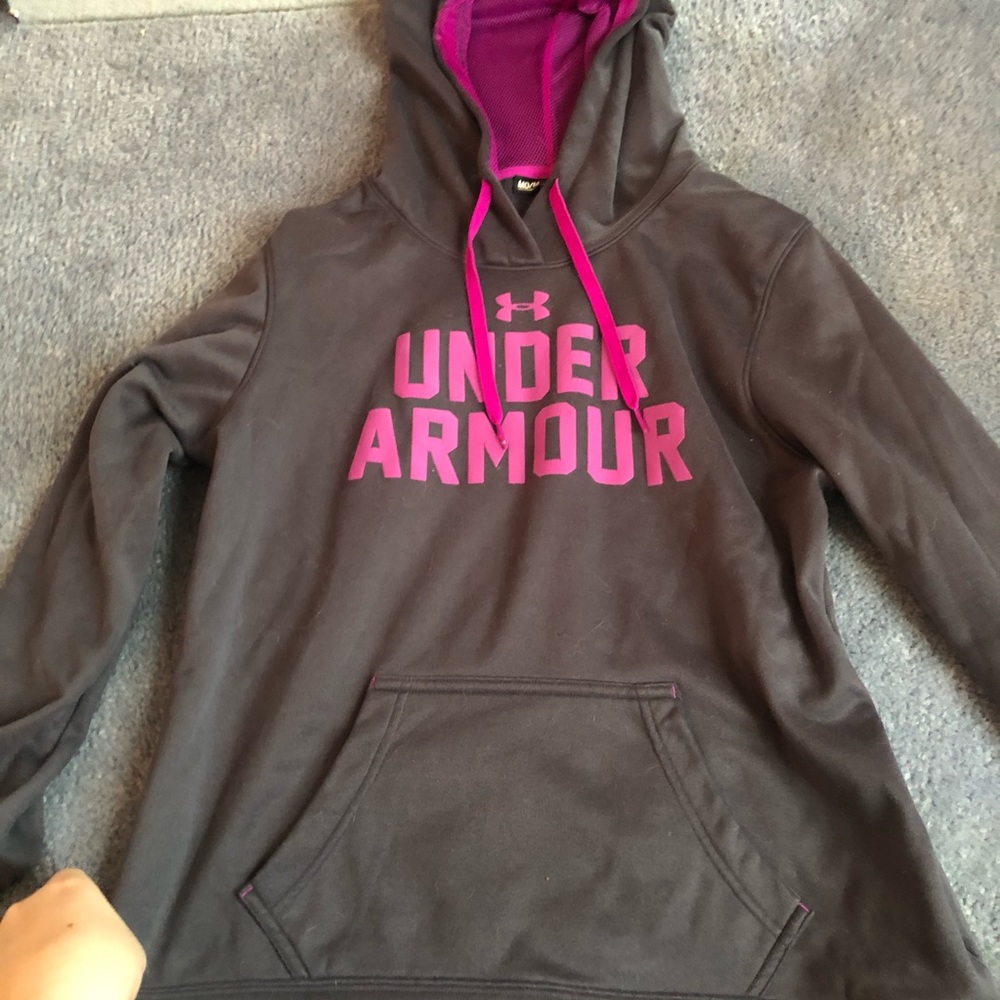 UA grey and pink sweatshirt